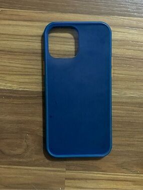 Blue Silicone Protective Phone Case - Compatible Fit